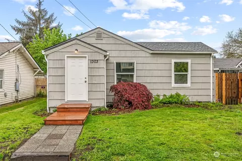 1303 S 7th Ave, Kelso, WA 98626