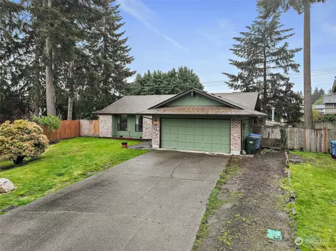 15923 86th Avenue Ct E, Puyallup, WA 98375