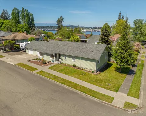 931 Dekalb St, Port Orchard, WA 98366