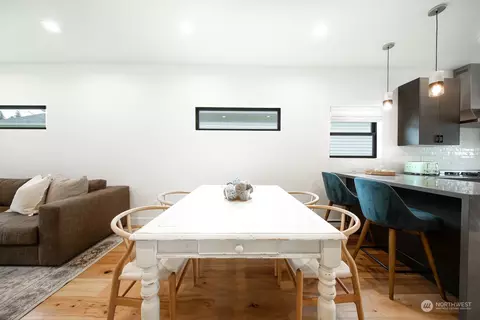 Dining - 131 29th Ave E #1, Seattle, WA 98112 photo 1 of 1