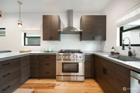 Kitchen - 131 29th Ave E #1, Seattle, WA 98112 photo 4 of 7