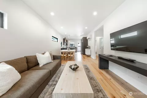 Living - 131 29th Ave E #1, Seattle, WA 98112 photo 4 of 7