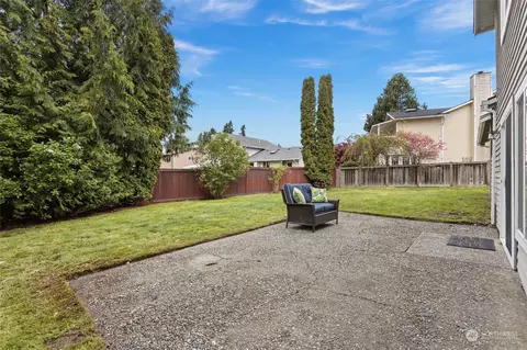Exterior - 18308 26th Dr SE, Bothell, WA 98012 photo 2 of 3