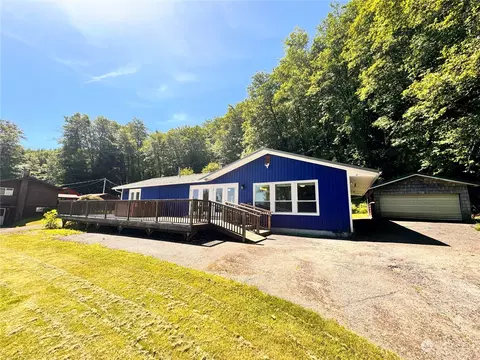 123 Dawnsridge Rd, Sekiu, WA 98381