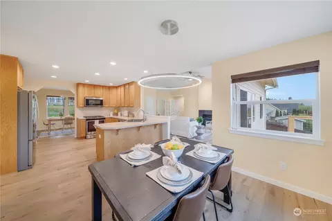 Dining - 15121 197th St E, Orting, WA 98360 photo 3 of 4