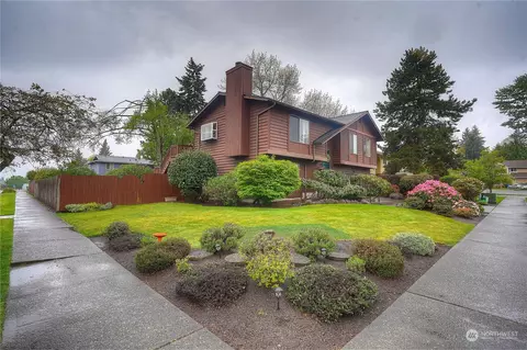 5416 34th Ct NE, Tacoma, WA 98422