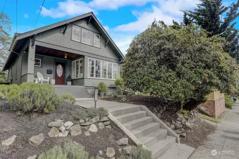 3522 Wallingford Ave N, Seattle, WA 98103
