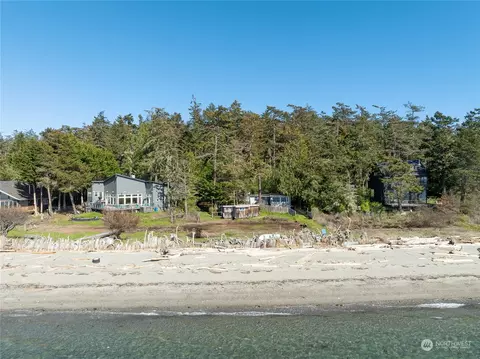149 Peninsula, Lopez Island, WA 98261