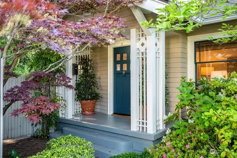 18 W Fulton St, Seattle, WA 98119