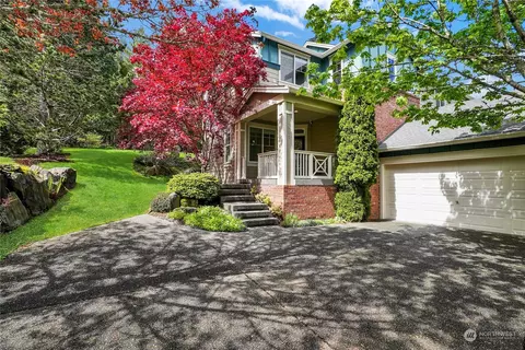 6925 Elderberry Ave SE, Snoqualmie, WA 98065