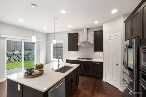 Kitchen - 1218 198th Pl SE, Bothell, WA 98012 photo 1 of 3