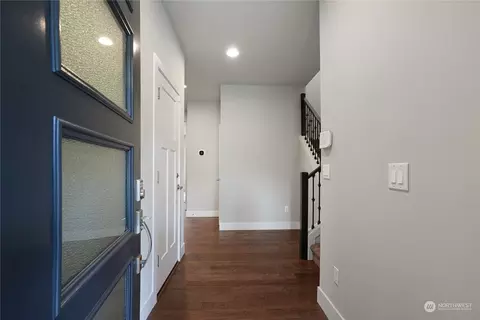 Entry Way - 1218 198th Pl SE, Bothell, WA 98012 photo 1 of 2