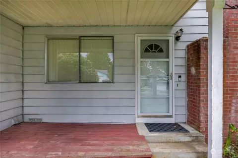 10023 NE 202nd St, Bothell, WA 98011 photo 5