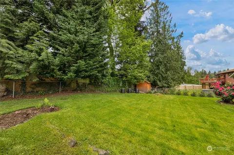 10023 NE 202nd St, Bothell, WA 98011 photo 23