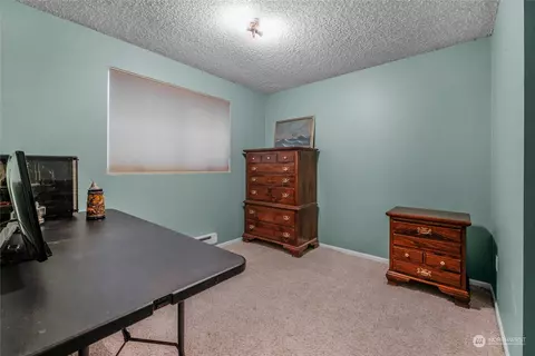10023 NE 202nd St, Bothell, WA 98011 photo 17
