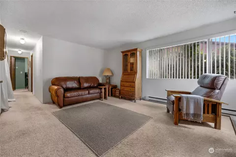 10023 NE 202nd St, Bothell, WA 98011 photo 6