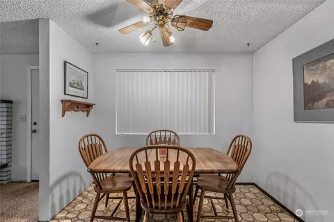 10023 NE 202nd St, Bothell, WA 98011 photo 10