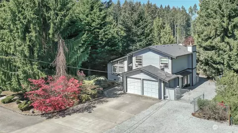 5605 77th St E, Puyallup, WA 98371