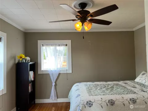 Bedroom - 21 Morgison Loop, Sequim, WA 98382 photo 2 of 2