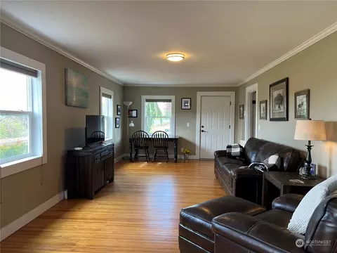 Living - 21 Morgison Loop, Sequim, WA 98382 photo 1 of 2