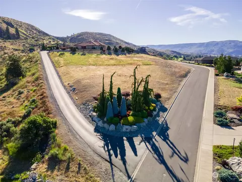 142 Crest Dr, Chelan, WA 98816 photo 8