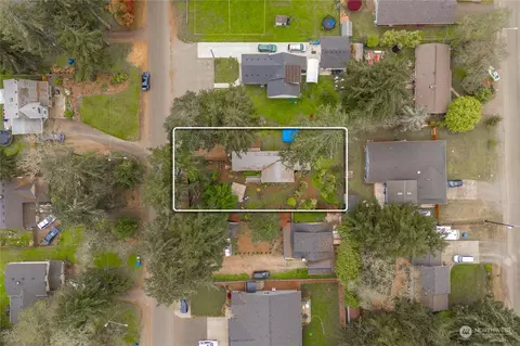 8501 Wildwood Ave SW, Lakewood, WA 98498