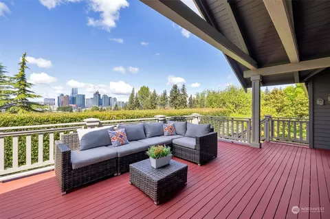 12201 NE 3rd Pl, Bellevue, WA 98005