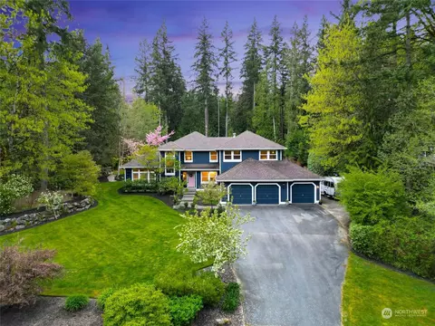 19422 NE 203rd Pl, Woodinville, WA 98077