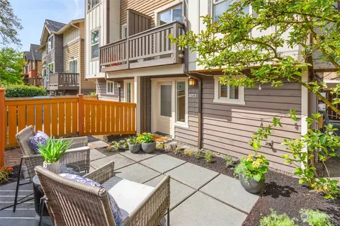 3653 Greenwood Ave N, Seattle, WA 98103