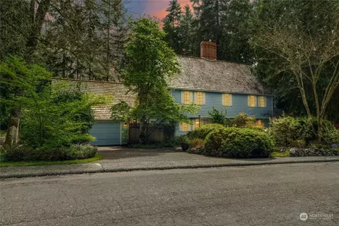 1523 Arthur Pl NW, Bainbridge Island, WA 98110