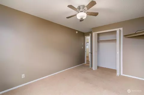 340 Douglas St, Longview, WA 98632 photo 11