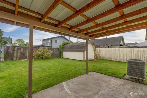 340 Douglas St, Longview, WA 98632 photo 9