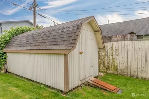 340 Douglas St, Longview, WA 98632 photo 21