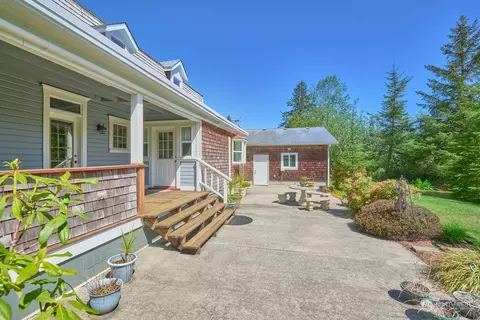 2104 Willow Rd, Seaview, WA 98644 photo 7