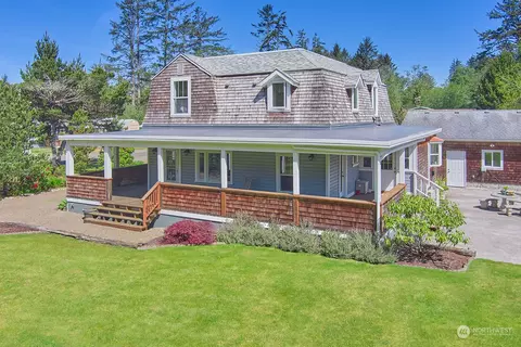 2104 Willow Rd, Seaview, WA 98644 photo 2