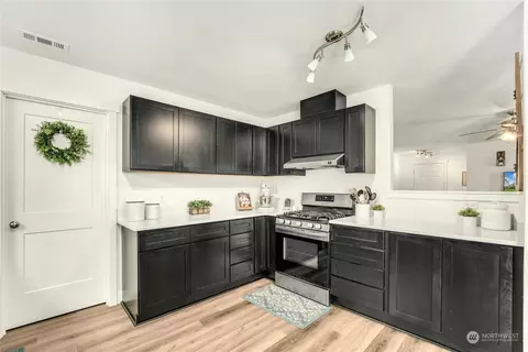 Kitchen - 202 Mazza St NE, Orting, WA 98360 photo 3 of 5
