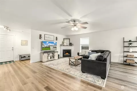 Living - 202 Mazza St NE, Orting, WA 98360 photo 2 of 2