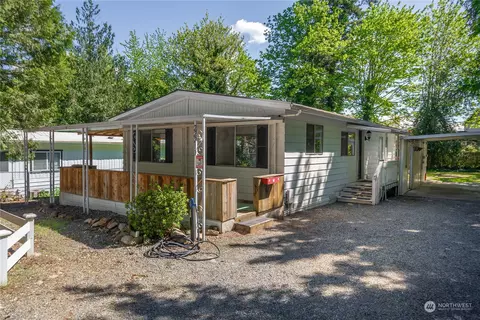 22211 SE 275th Pl, Maple Valley, WA 98038