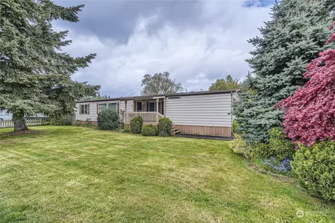 215 8th Ave N, Algona, WA 98001