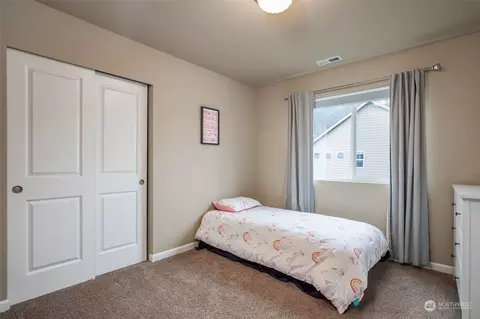15424 48th Street Ct E, Sumner, WA 98390 photo 22