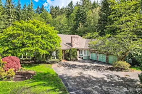 22506 NE 46th St, Redmond, WA 98053