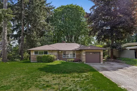 4714 119th Ave SE, Bellevue, WA 98006
