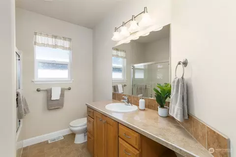 Bath - 452 Sycamore St, Sequim, WA 98382 photo 3 of 3