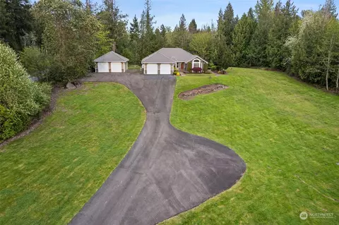40309 66th Ave E, Eatonville, WA 98328