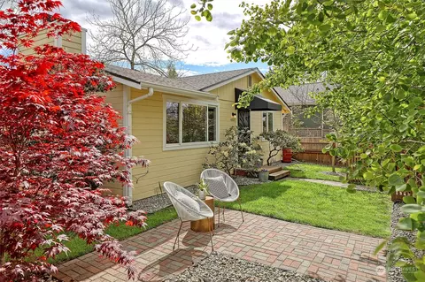 4803 SW Juneau St, Seattle, WA 98136
