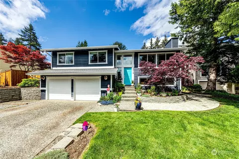8010 NE 140th Pl, Kirkland, WA 98034