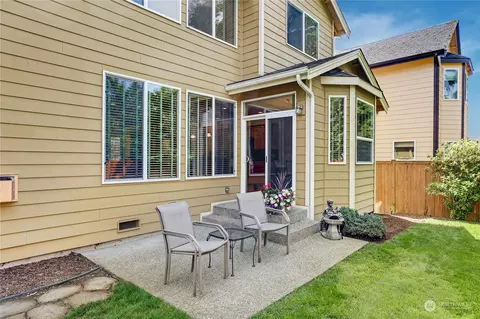 Exterior - 17112 31st Dr SE, Bothell, WA 98012 photo 2 of 3