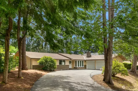 12827 NE 75th St, Kirkland, WA 98033