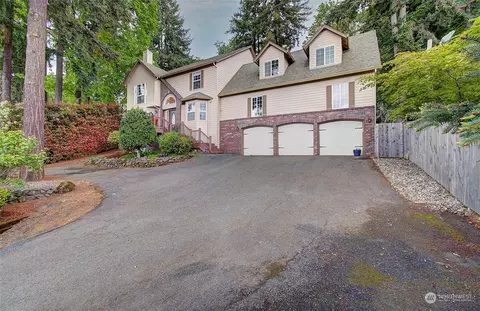 3420 Edgewood Dr, Vancouver, WA 98661