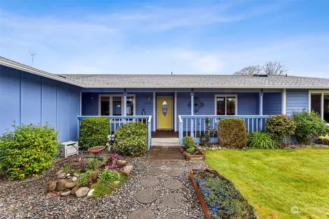 18518 25th Ave E, Tacoma, WA 98445